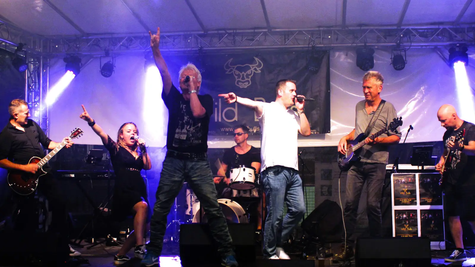 Die „Wild Bulls” rocken am Freitag die Bühne im Lindenkeller. (Foto: Stadt Freising)