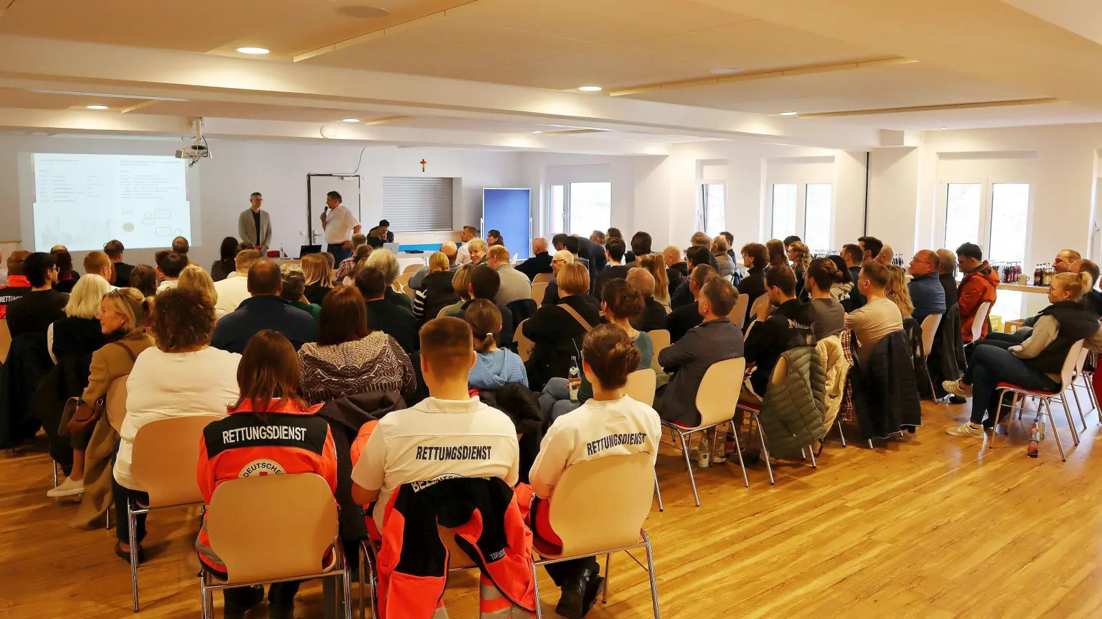 An die 100 Teilnehmer nahmen am Symposium teil. (Foto: Klinikum Freisng)