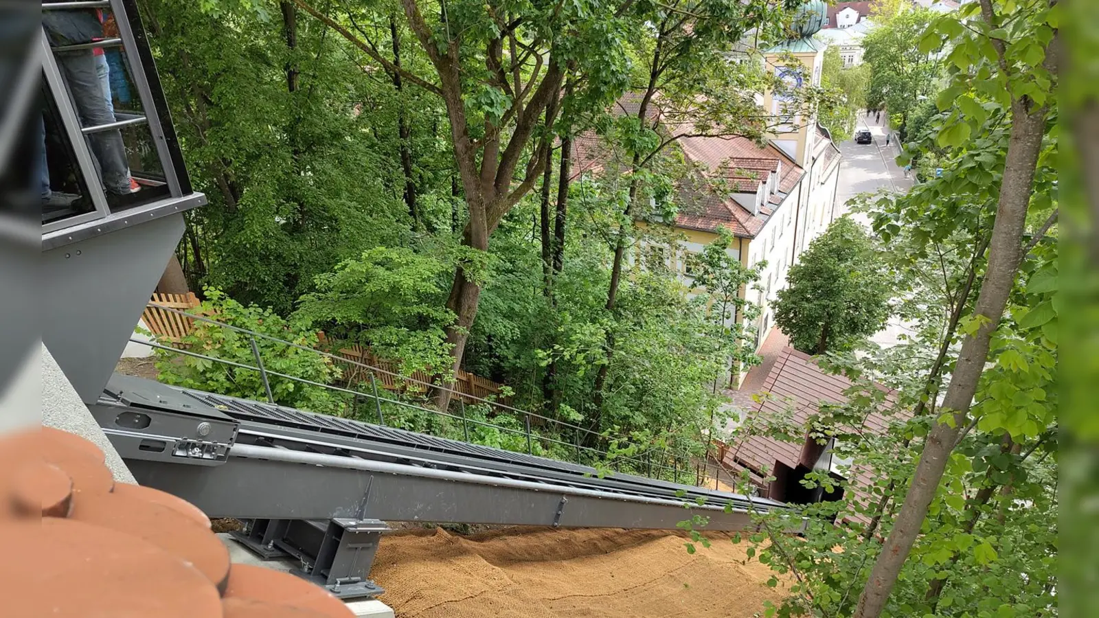 Über 100.000 Mal fuhr die Dombergbahn im ersten Betriebsjahr. (Foto: Stadt Freising)