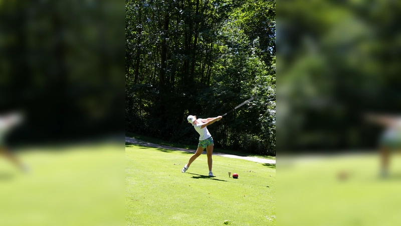 Spielen wie die Profis: Einfach vorbeischauen beim Golfclub Holledau. (Foto: Archiv)