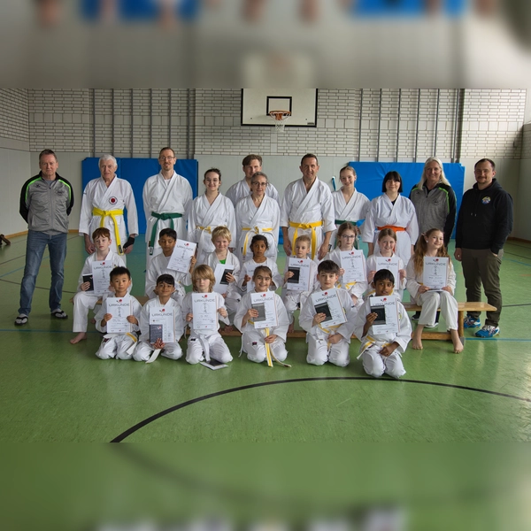 Kürzlich fand die erste Gürtelprüfung des Jahres beim SCE Karate statt.  (Foto: SC Eching)