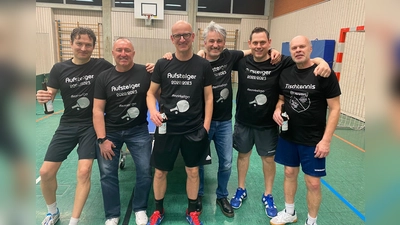 Von links nach rechts: Thomas Schwab, Zeljko Knapic, Claus Hieronymus, Karlheinz Hanseder, Josef Sedlmaier, Istvan Kalmar. Nicht auf dem Foto ist Thomas Heiler. (Foto: Abteilung Tischtennis TSV Wartenberg)
