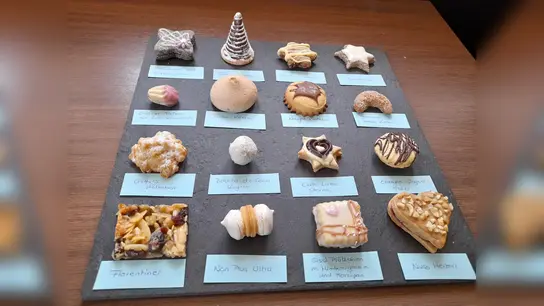 Wahre Plätzchen-Kunstwerke wurden der Jury zur Beurteilung eingereicht. (Foto: Café am Münster)