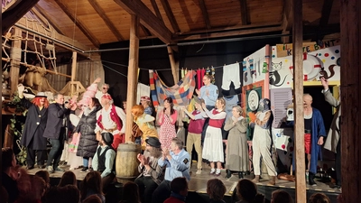 Bis auf den letzten Platz war das Stadel gefüllt. (Foto: chö)