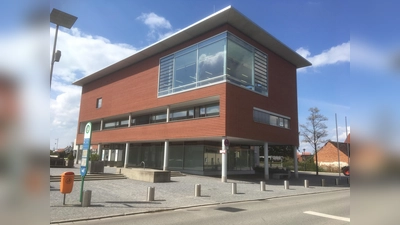 Hat einen neuen Chef: das Rathaus von Hallbergmoos. (Foto: sbg)