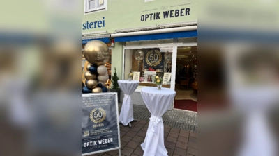 Im Herzen Erdings, 50 Jahre Optik Weber. (Foto: Weber)