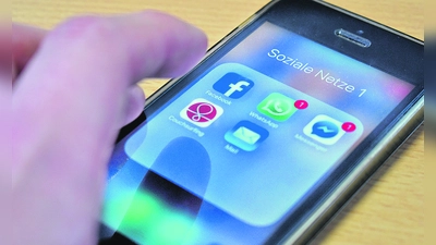 Wie Handy & Co. so funktionieren, wird in der Reihe SilverSurfer verständlich erklärt. (Foto: ar/Daniel Mielcarek)