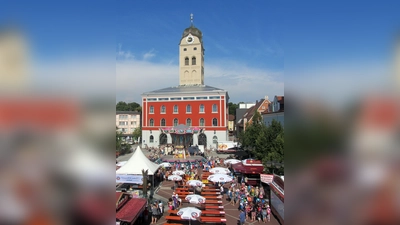 Erding feiert am Wochenende mit Musik, Aufführungen und kulinarischen Spezialitäten. (Foto: Stadt Erding)