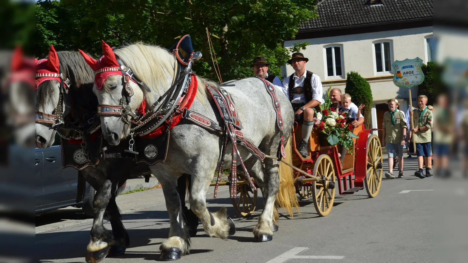 Am Freitag, den 8. Juli findet zum Auftakt von 17:30 Uhr bis 18:00 Uhr endlich wieder der große Festeinzug ins Festzelt statt. (Foto: Thomas Schächtl)
