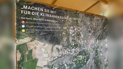 Im Sommer zu heiß oder angenehm kühl? Persönliche Einschätzungen konnten am Infostand mit Klebepunkten dokumentiert werden. (Foto: Stadt Freising)