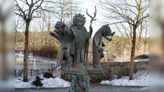 Lange Tradition: Der erste Perchtenlauf in Kirchseeon fand bereits in im Winter 1954/55 statt. (Foto: Anne Wild)