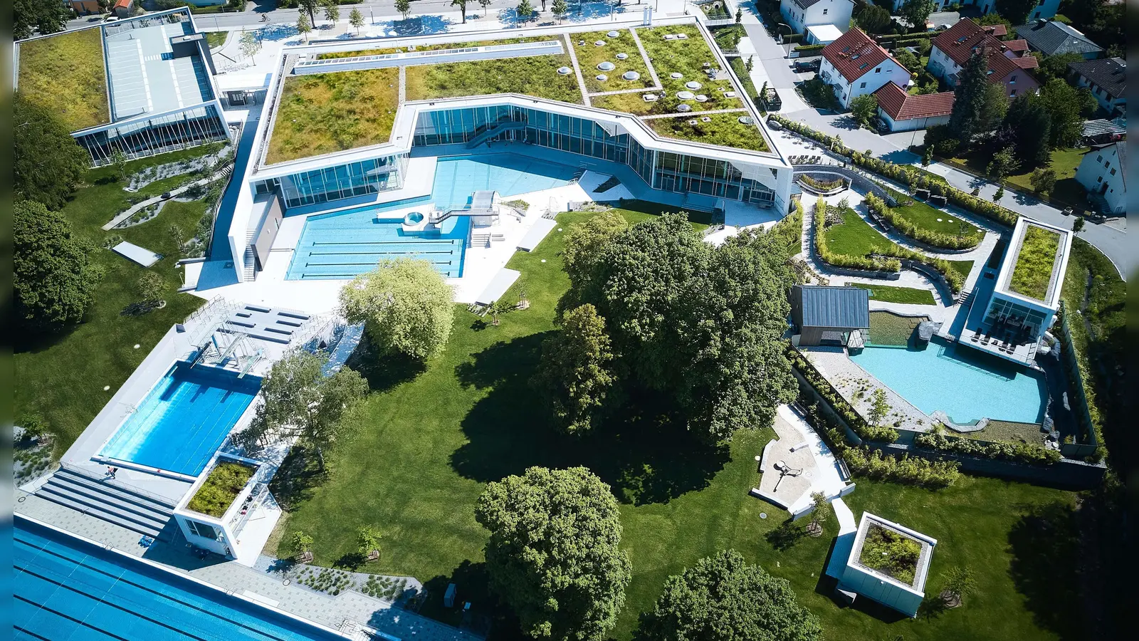 Macht Lust auf den Sommer: das Freisinger Erlebnisbad fresch (Foto: fresch)