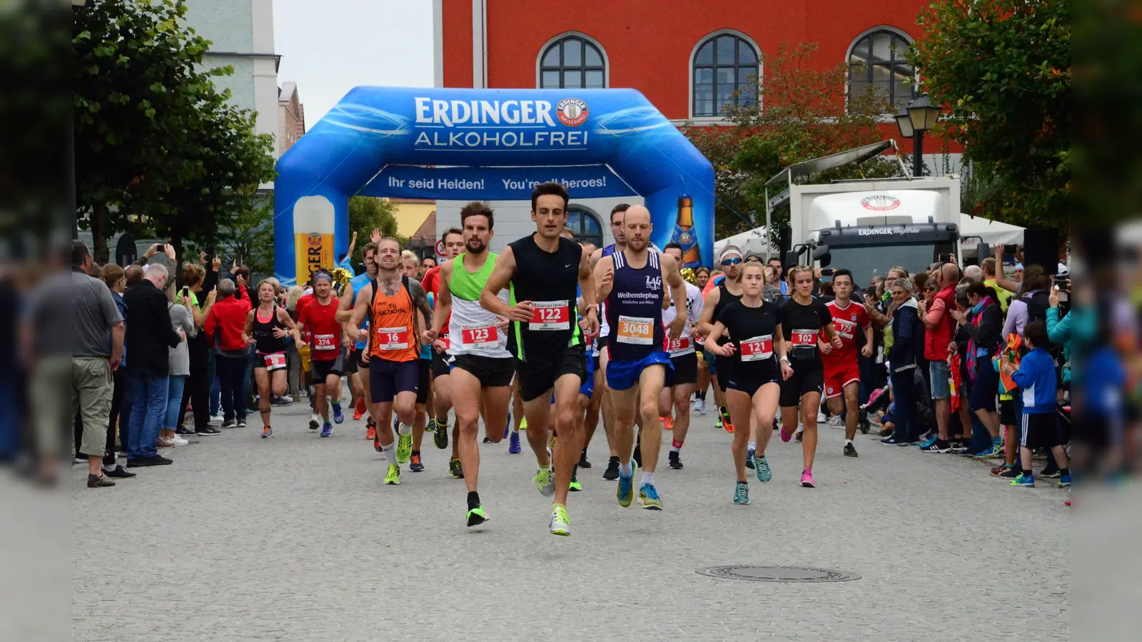 Wer sich früh für den Stadtlauf anmeldet, erhält einen Early-Bird-Tarif. (Foto: Martin Schönfelder)