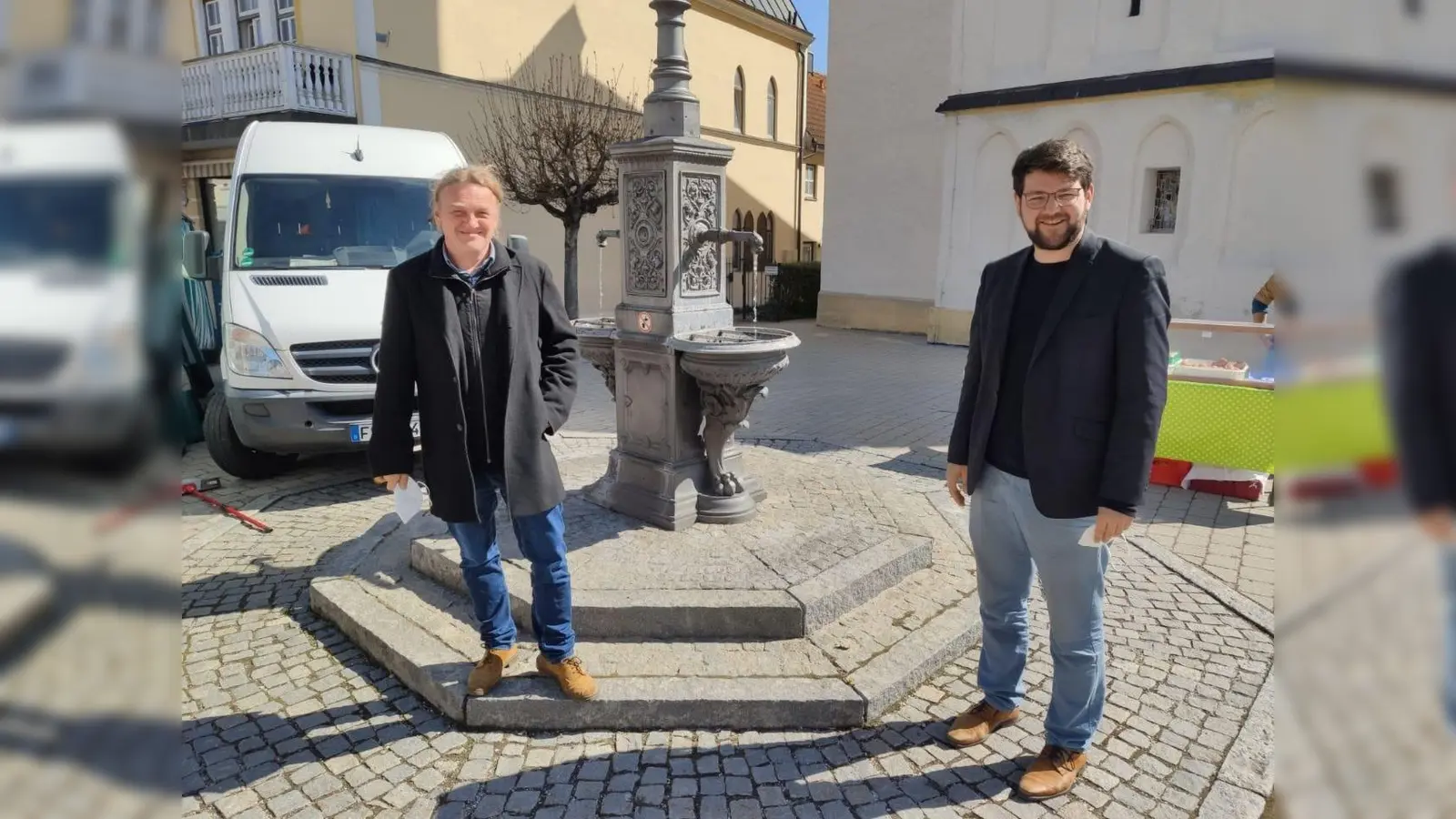Auf dem Markt zeigte sich den Politikern einmal mehr dessen große Bedeutung für die Bürger. (Foto: Becher)