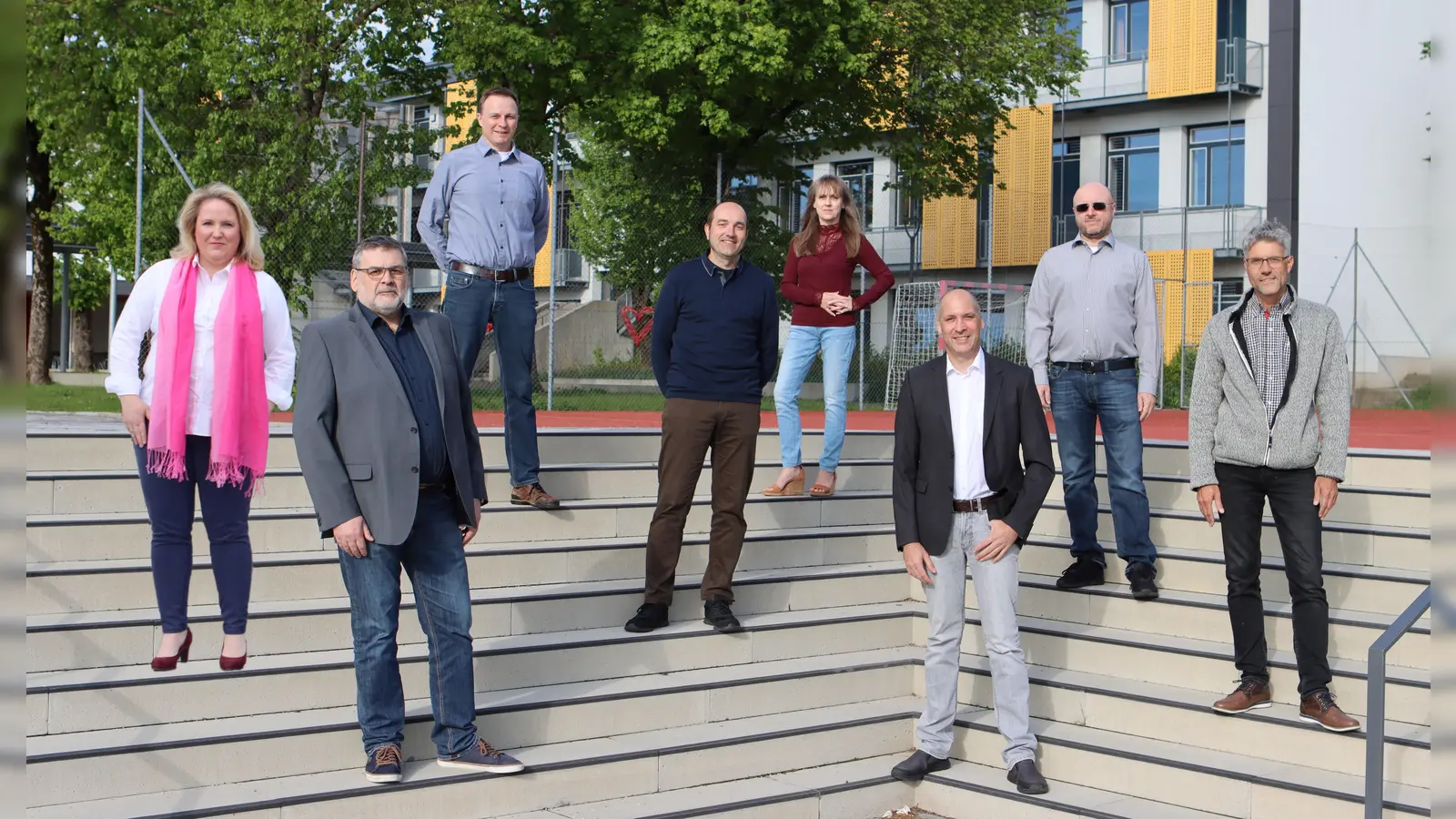 Die engagierte Vorstandschaft: Katrin Vogelgesang, Peter Süß (stv. Vorsitzender), Markus Sedlmeir, Alfred Ismair, Lizzy Sigl, Vorsitzender Markus Kraus, Maik Baum, Jürgen Ruhland (v.l.). (Foto: Förderverein)