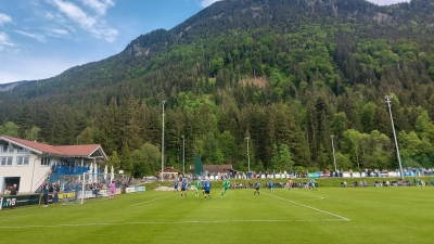 Beim SV Ohlstadt holte der SV Ampertal Palzing (grün) ein 4:4 - nach 0:3-Rückstand sowie 4:3-Führung. (Foto: bas)
