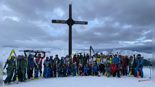 Viele Kids hatten in den Weihnachtsferien Spaß im Skilager des SC Erding. (Foto: SC Erding)