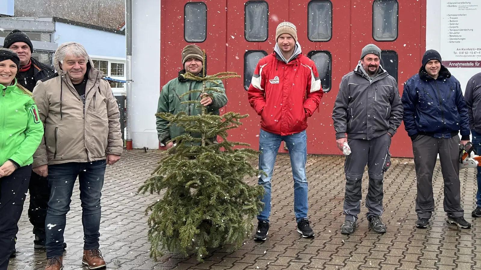 Bereits seit 36 Jahren findet die Christbaumabholung statt. (Foto: Nina Hieronymus)
