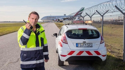 Zahlreiche Mitarbeiter sorgen am Airport in den unterschiedlichsten Bereichen für Sicherheit. (Foto: FMG/Bernd Ducke)