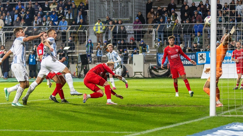 Führungstreffer zum 2:1: Felix Weber. (Foto: Anne Wild)