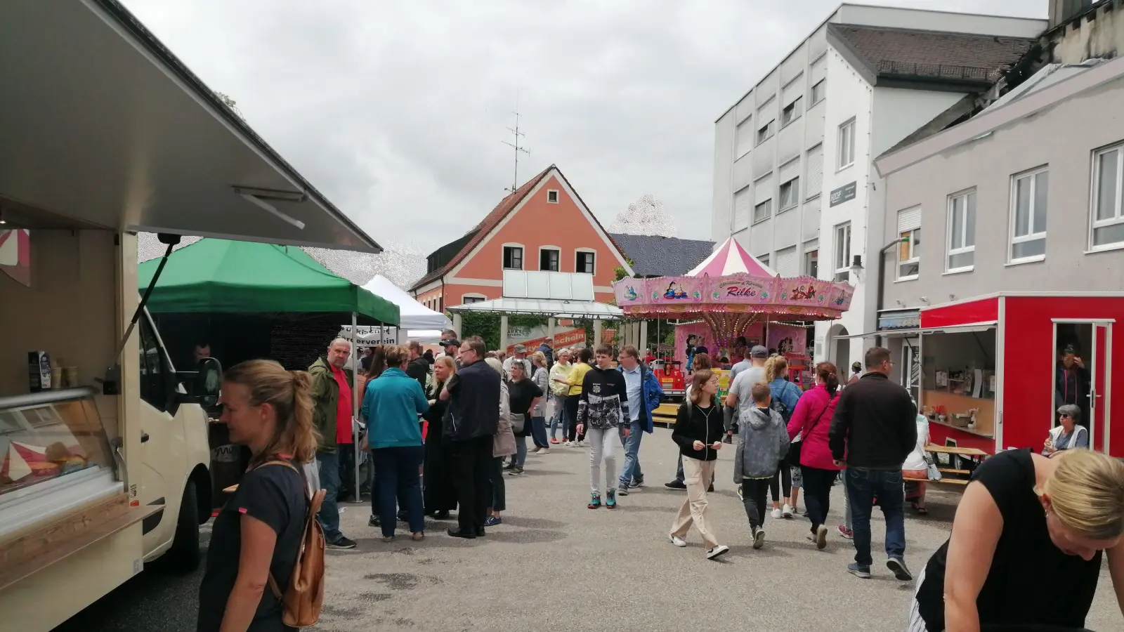 Ein Erlebnis für Klein und Groß: Die Vier-Jahreszeiten-Märkte. (Foto: Schmid/Nowotny)
