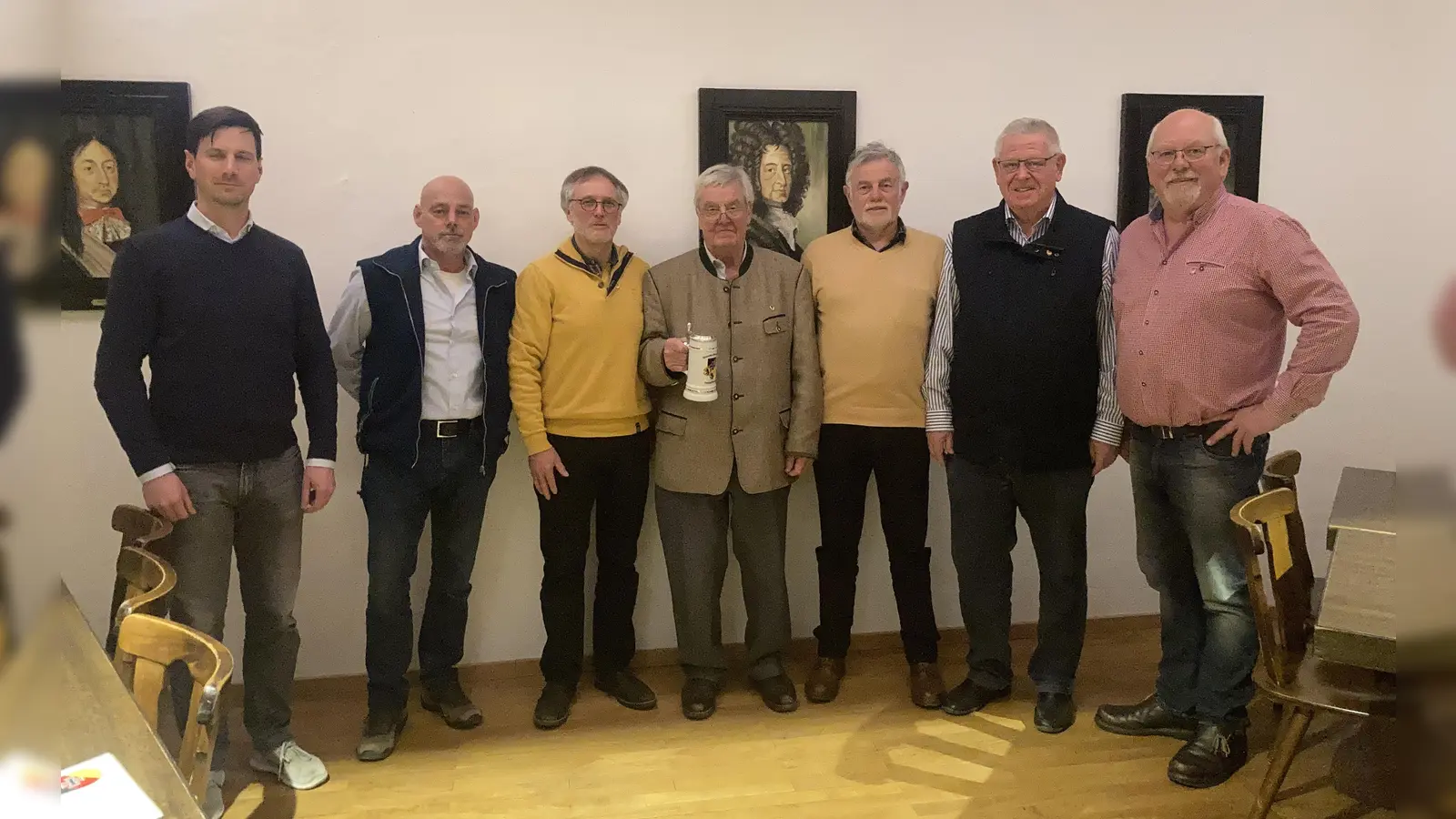 Der neue Vorstand der Reservistenkameradschaft Grafing-Ebersberg ist komplett (Foto: Michael Münch)