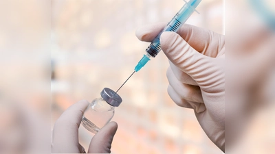 Knapp 700 Landkreisbürger haben bereits eine Erstimpfung erhalten. (Foto: ar/123rf)