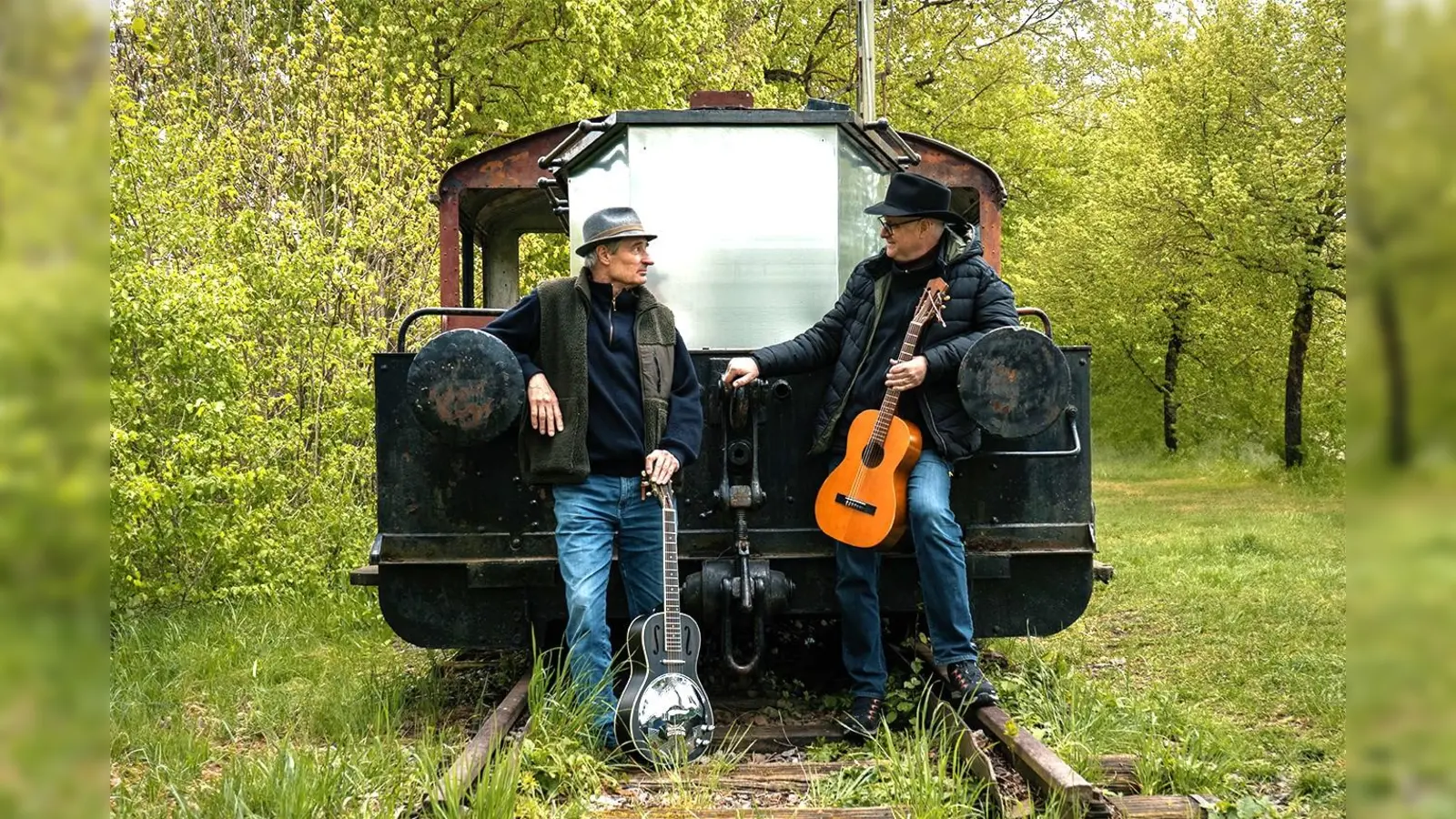 Die beiden Musiker Arthur &amp; Dietz sorgen für gute Laune im Naturfreundehaus. (Foto: Arthur & Dietz)