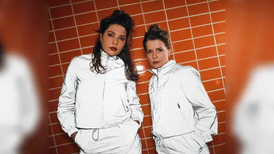 Das Ebersberger Kulturfeuer findet von 20. bis 31. Juli im Klosterbauhof statt. Mit dabei: Elektro-Pop von Umme Block. (Foto: VA)