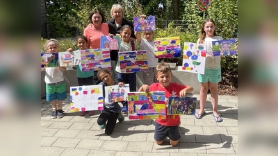 Zu Recht konnten alle auf ihre Werke stolz sein. (Foto: Kulturmarkt Wartenberg)