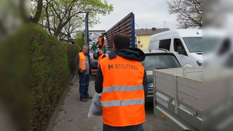 Für die Kolping-Sammlung werden noch helfende Hände gesucht! (Foto: Hausler)