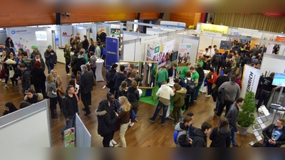 Der Karrieretag ist eine gute Möglichkeit, um sich einen Überblick über die Firmen in und um Moosburg zu informieren. (Foto: ar/Moosburg Marketing)