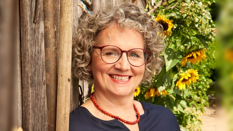 Schriftstellerin Stephanie Schuster liest in der Stadtbücherei. (Foto: Gaby Gerster)