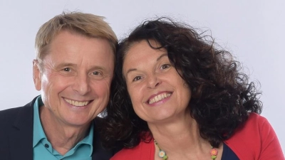 Margit Sarholz und Werner Meier stehen für das Musikprojekt Sternschnuppe. (Foto: cba)
