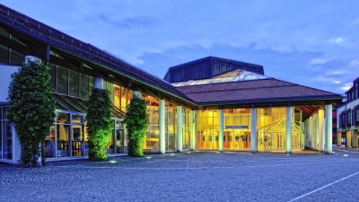 Die Stadthalle Erding avanciert im Herbst einmal mehr zum beliebten Veranstaltungsort. (Foto: Stadthalle/Thorsten Neidlein)