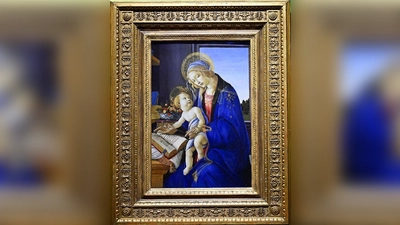 „Madonna mit Kind (Madonna mit dem Buch)“ und einem Stundenbuch als Symbol der Frömmigkeit der Frauen. (Foto: R. Lex)