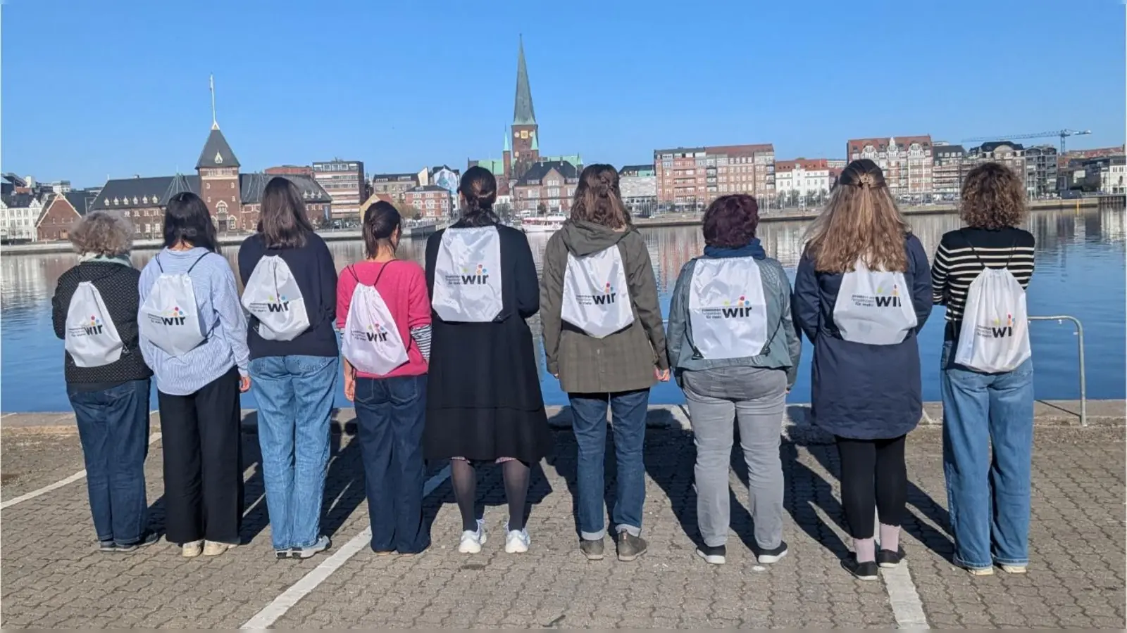 Neue Impulse mitgenommen (von links): Dr. Elisabeth von Lochner (EOM), Laura Rubenbauer (MBW), Melanie Mohr-Barthel (MBW), Katharina Galler (MBW), Verena Schönleber (MBW), Gabriela Ferraro (KBW GAP), Karin Wimmer-Billeter (EOM), Diana Veihelmann (KBW Erding), Carina Dollberger (KBW Erding). (Foto: Diana Veihelmann)