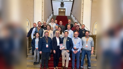 Einige Berglerner durften sich über einen Besuch im bayerischen Landtag freuen. (Foto: Scharf)