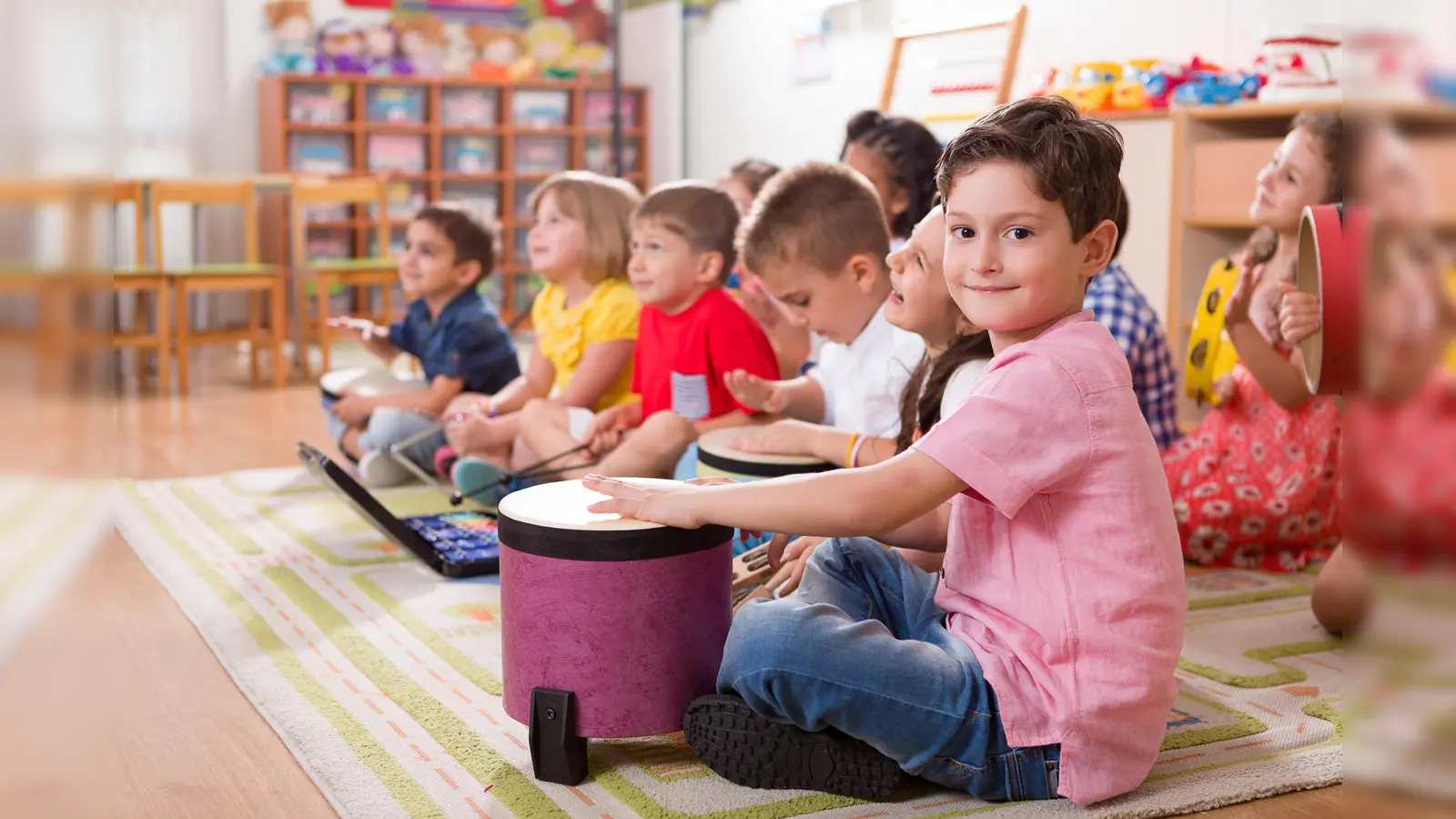 Schon früh lässt sich der Zugang zur Musik spielerisch finden. (Foto: KMS)