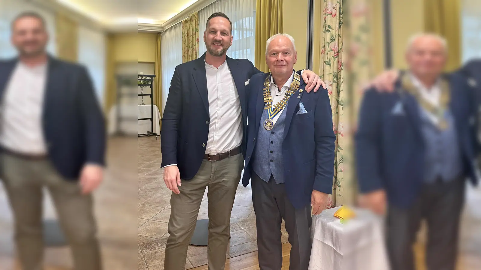 Der Rotary Club Erding hat einen neuen Präsidenten: Wolfgang Gieron (rechts) folgt Petros Giovis nach. (Foto: RC Erding)