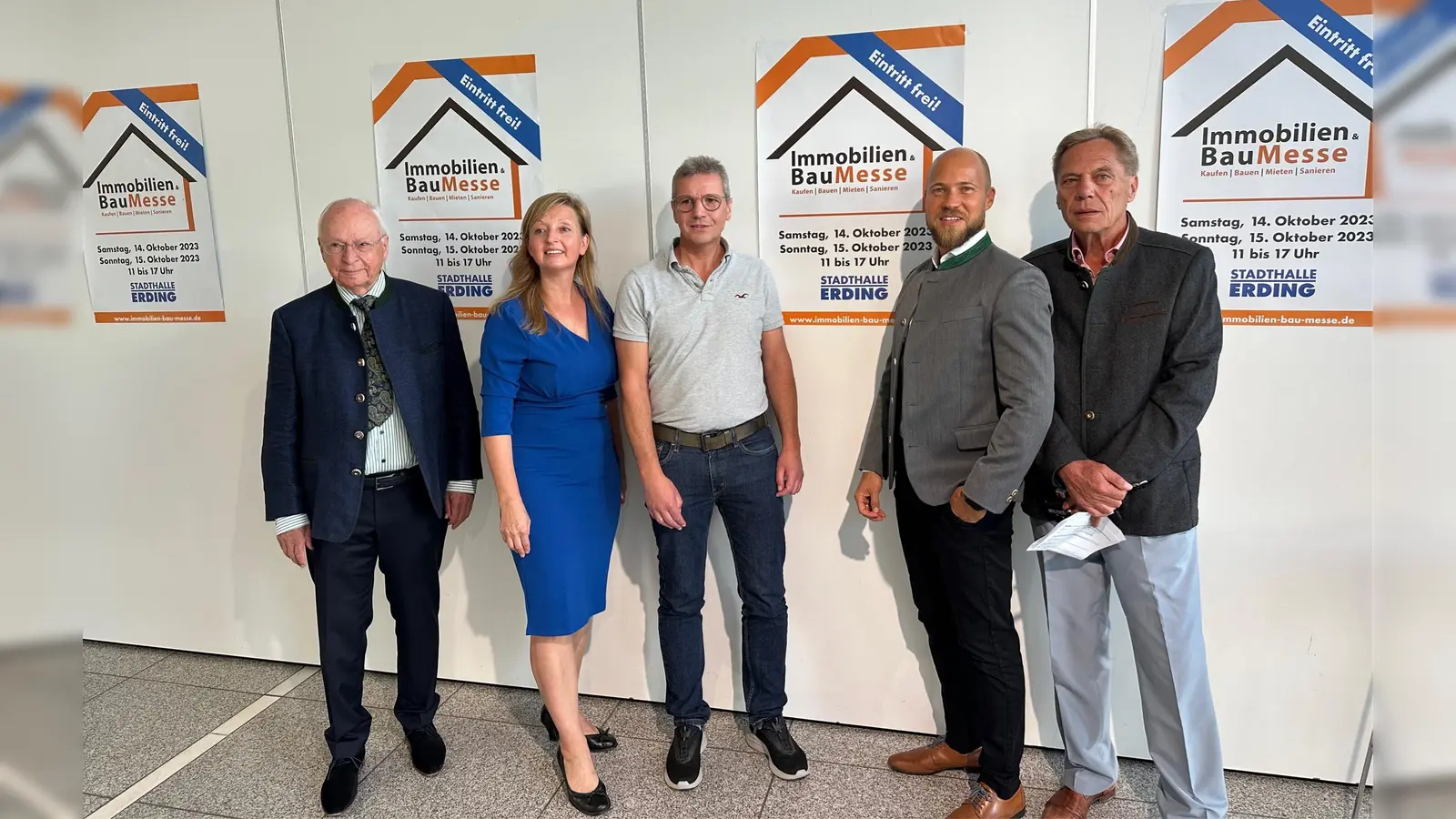 Experten in Sachen Immobilien(messe): Karl Kainz, Stadthallen-Chefin Jutta Kistner, Jürgen Zellner, Michael Schmid und Georg Sellmeier (v. l.) (Foto: we/rm)