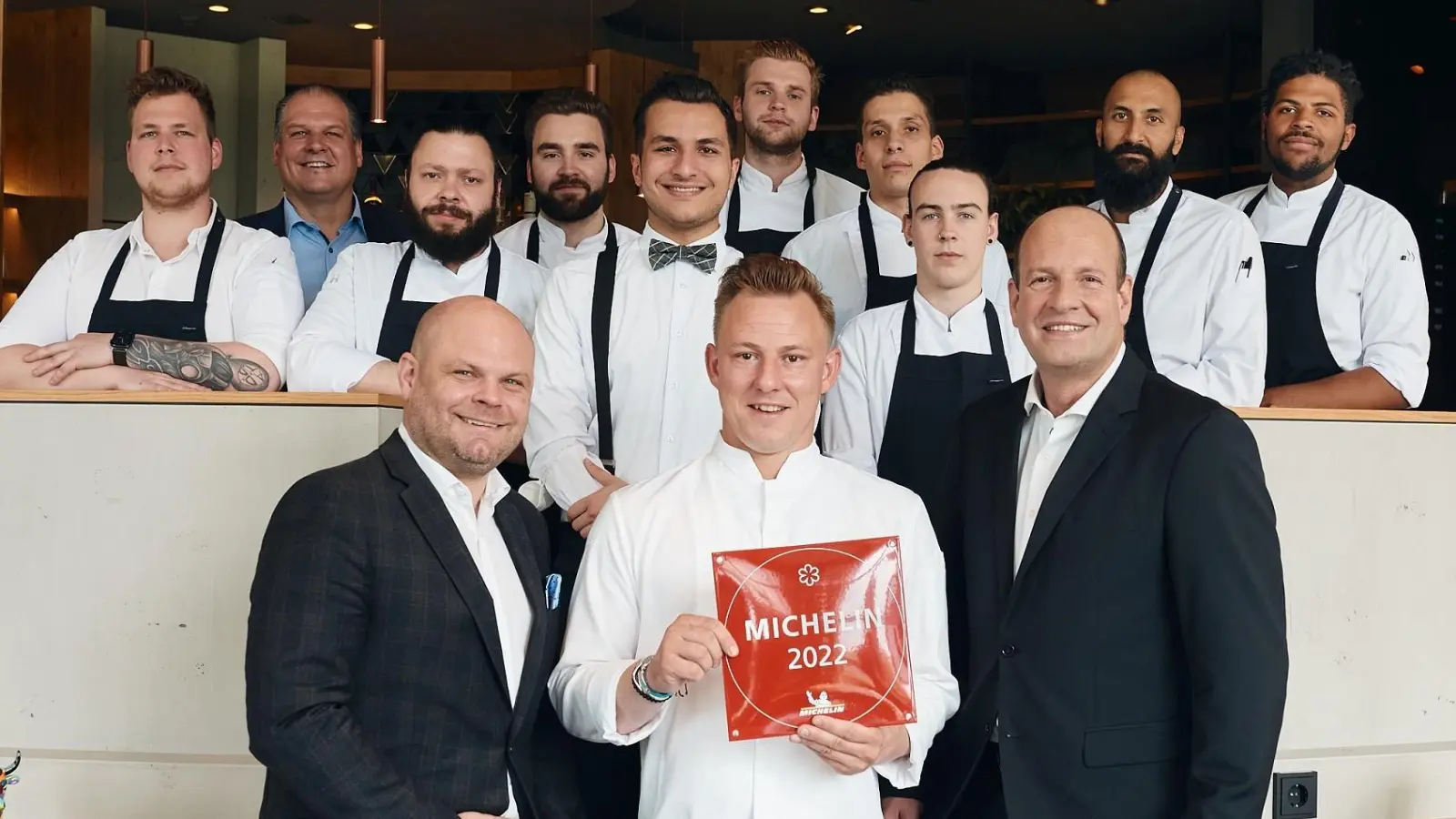 Ein sechster Stern für den „Five-Star-Airport“: Guide Michelin zeichnet Restaurant im Hilton am Flughafen München aus. (Foto: Hilton Munich Airport/Maximilian Fischer)