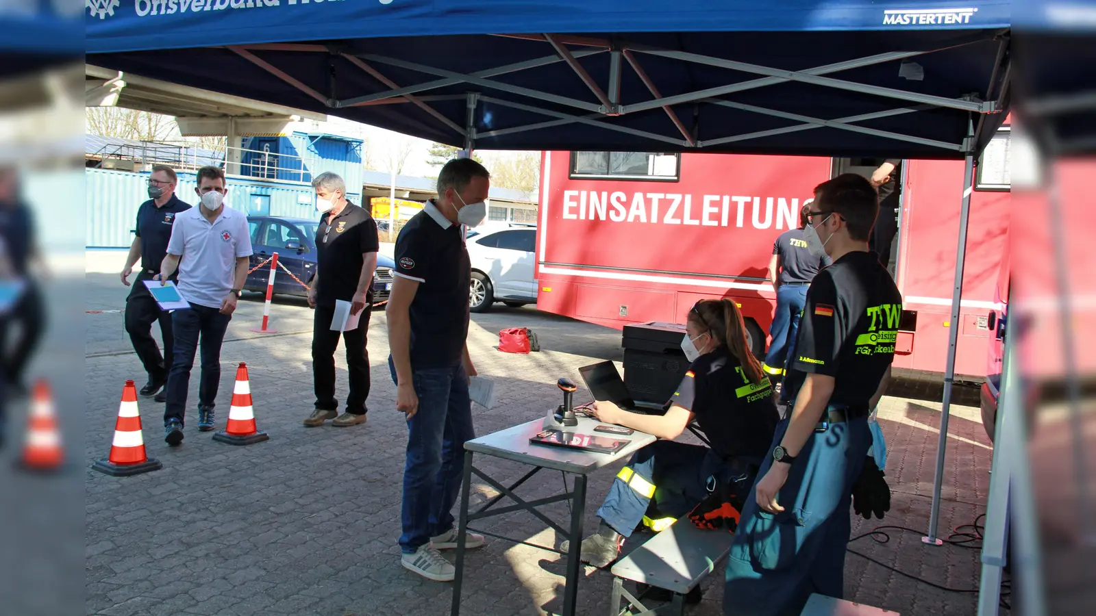 Um keine Dosis verfallen lassen zu müssen, wurde ein temporäres Impfzentrum aus dem Boden gestampft. (Foto: cba)