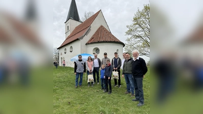 Glückliche Gesichter bei Jung und Alt, machten die Ostereiersuche wieder zu einer gelungen Veranstaltung. (Foto: CSU Wartenberg)