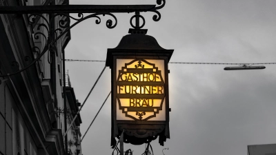 Jonas Leiting erhielt für die "Leuchtende Laterne an der Furtnerbräu-Fassade, Obere Hauptstraße" 955 Stimmen - und errang den Sieg. (Foto: Jonas Leiting)