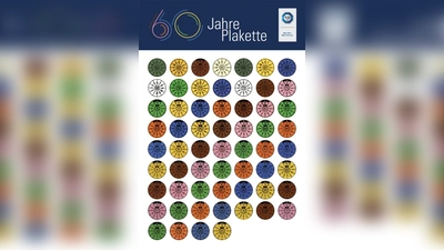 Alle „TÜV-Plaketten“ seit 1961 auf einen Blick. (Foto: TÜV Süd)