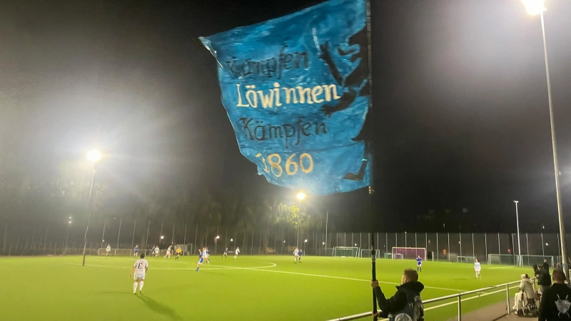 Erfolgreicher Heimspielabend: Frauenfußball beim TSV 1860 München. (Foto: A. Seeler)