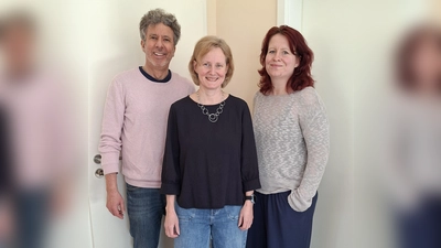 Das neue Leitungsteam des Caritaszentrums Erding und Freising (von links): Dietrich Arnold, Petra Witting, Ina Meyer. (Foto: Caritas München-Freising)