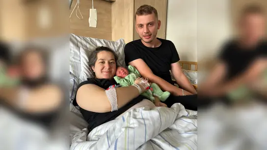 Die kleine Familie ist wohlauf und sehr glücklich über den Familienzuwachs. (Foto: LRA Erding)