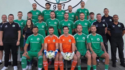 Optimistisch in die neue Saison. Die erste Mannschaft des SV Eichenried. (Foto: Baumbach)